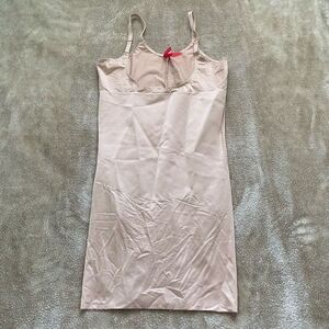 Spanx Women’s Tan Oncore Open-bust Mid-thigh Soft Nude Bodysuit